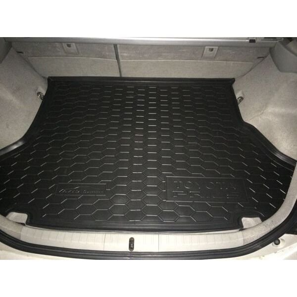 Коврик в багажник Toyota Prius 2010- резиновый, чёрный (AVTO-Gumm)