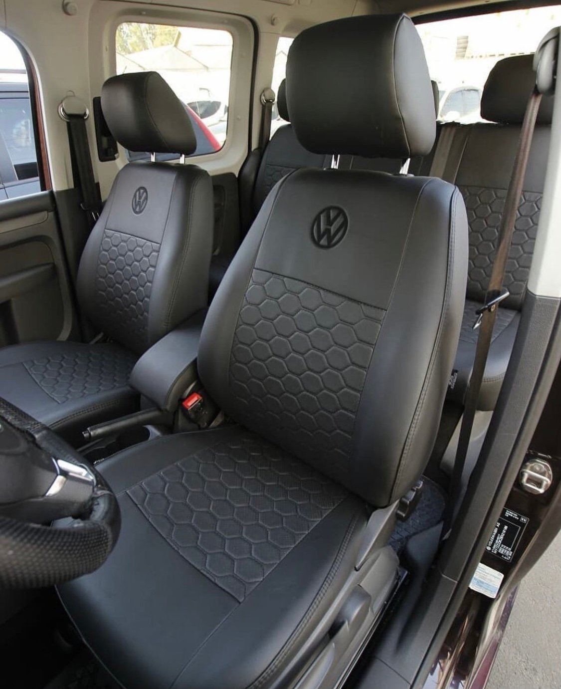 Авточохли  Volkswagen Crafter (1+1) 2016> (фургон)	